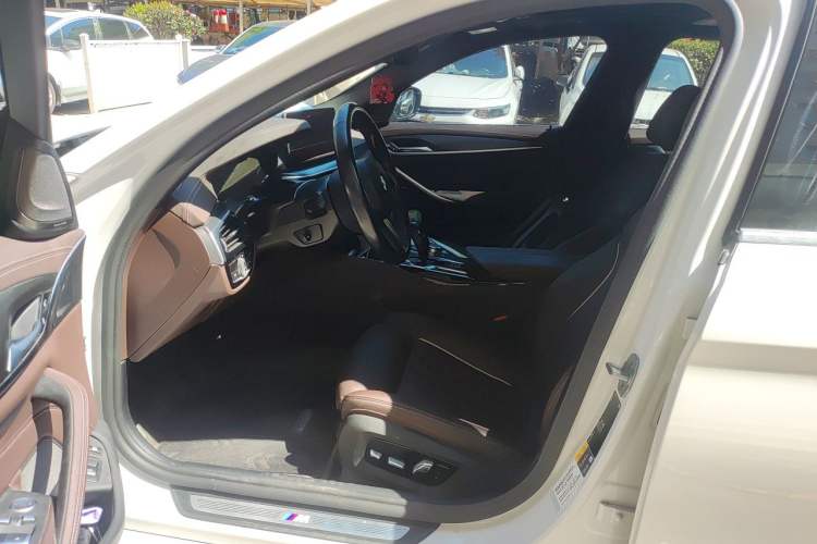 Used BMW 5 Series New Energy 2021 Restyled 535Le Pioneer Edition M Sport Package Left Front Seat