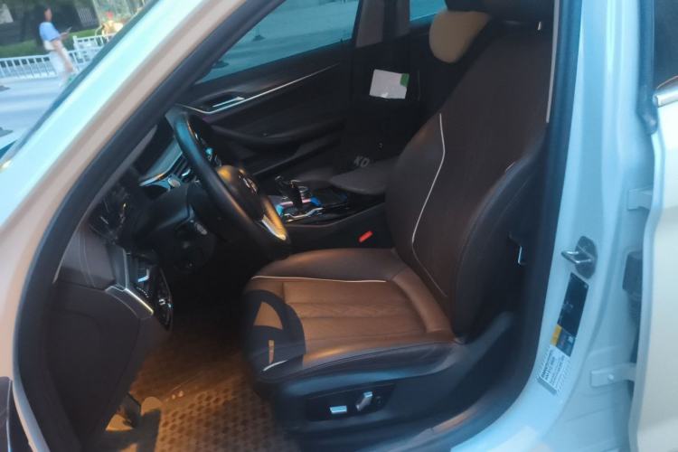 Used BMW 5 Series New Energy 2021 535Le M Sport Package Left Front Seat