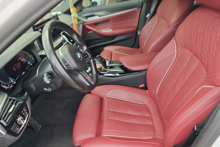 Used BMW 5 Series New Energy 2021 Restyled 535Le Pioneer Edition M Sport Package Left Front Seat