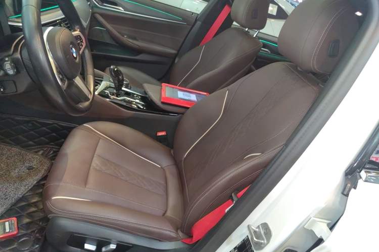 Used BMW 5 Series New Energy 2021 535Le M Sport Package Left Front Seat