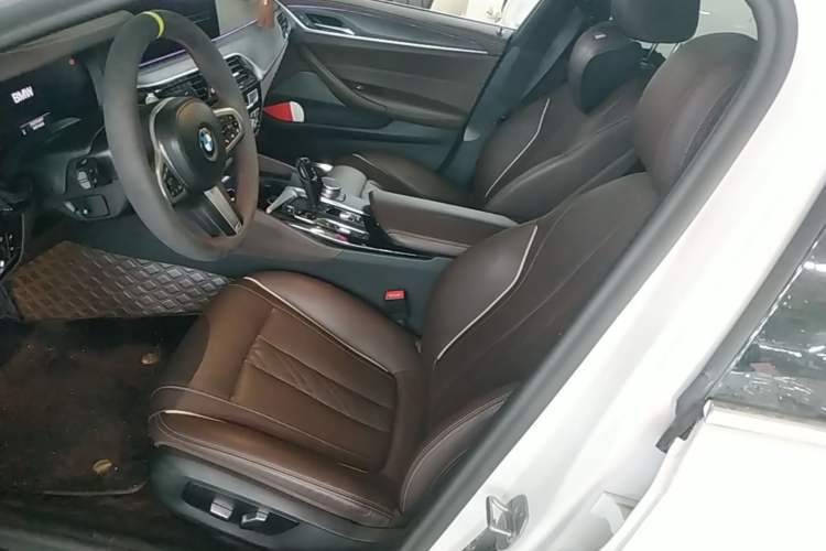 Used BMW 5 Series New Energy 2021 535Le M Sport Package Left Front Seat