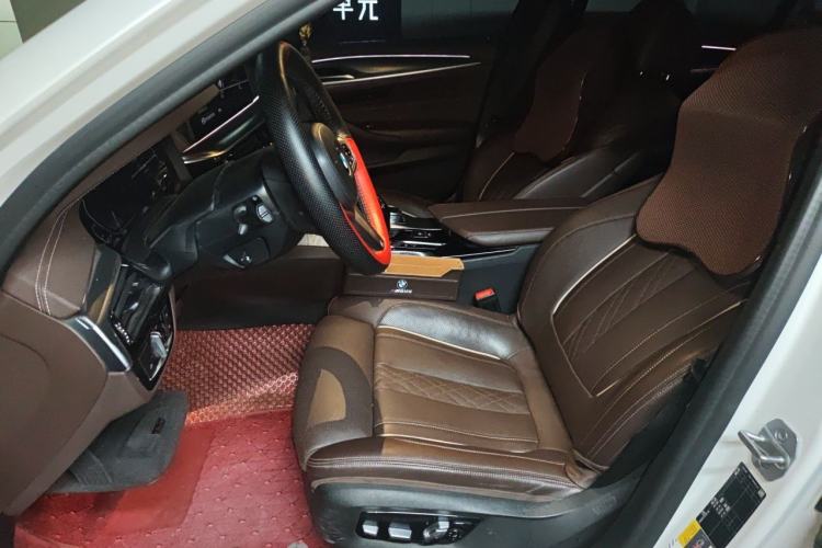 Used BMW 5 Series New Energy 2021 Restyled 535Le Pioneer Edition M Sport Package Left Front Seat