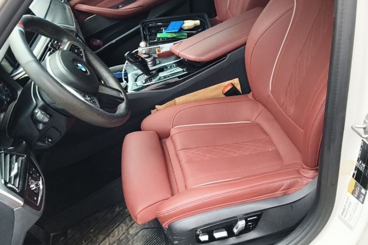 Used BMW 5 Series New Energy 2021 535Le Pioneer Edition M Sport Package Left Front Seat