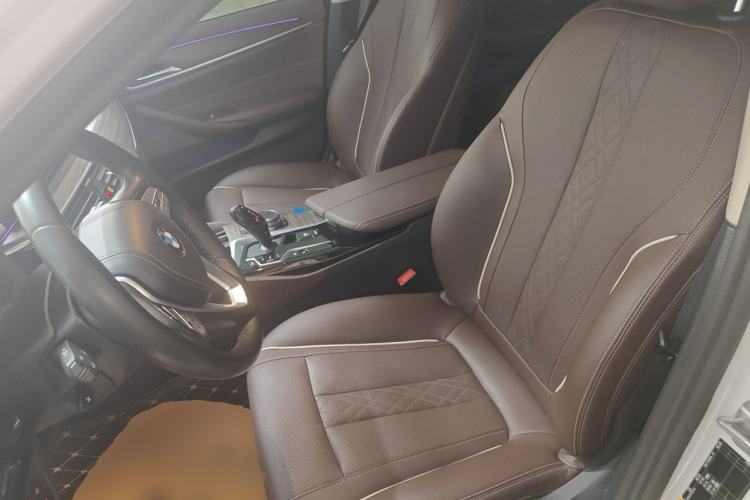 Used BMW 5 Series New Energy 2021 535Le Luxury Package Left Front Seat