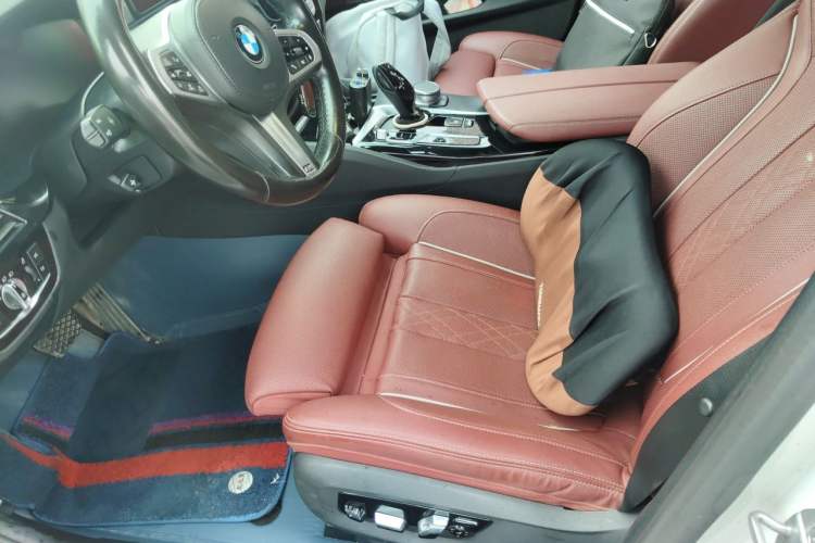 Used BMW 5 Series New Energy 2021 535Le Pioneer Edition M Sport Package Left Front Seat