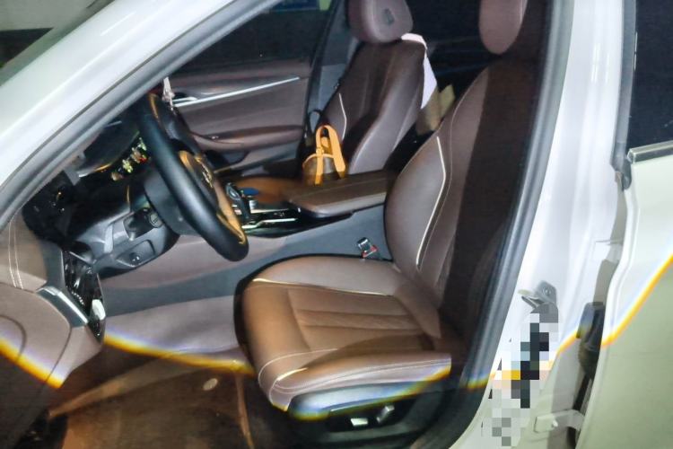 Used BMW 5 Series New Energy 2021 535Le M Sport Package Left Front Seat