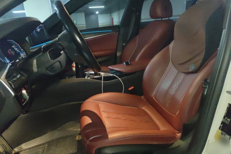 Used BMW 5 Series New Energy 2021 Restyled 535Le M Sport Package Left Front Seat