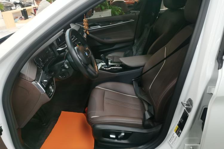 Used BMW 5 Series New Energy 2021 535Le M Sport Package Left Front Seat