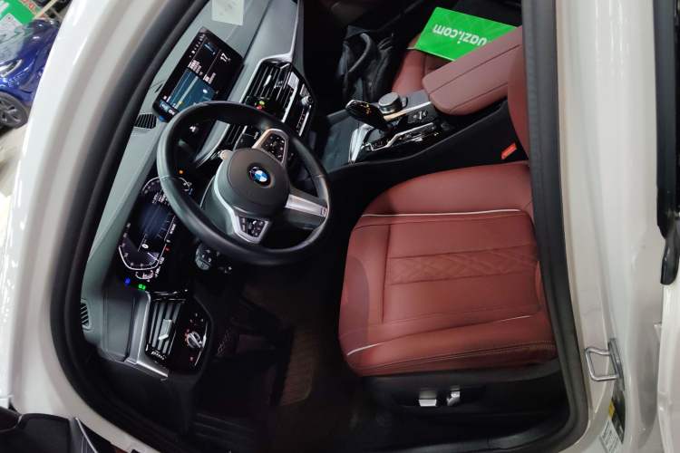Used BMW 5 Series New Energy 2021 535Le M Sport Package Left Front Seat