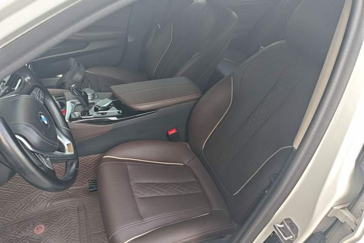 Used BMW 5 Series New Energy 2021 Updated 535Le Luxury Package Left Front Seat