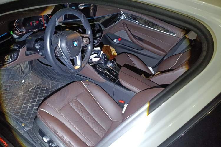 Used BMW 5 Series New Energy 2021 Updated 535Le Luxury Package Left Front Seat