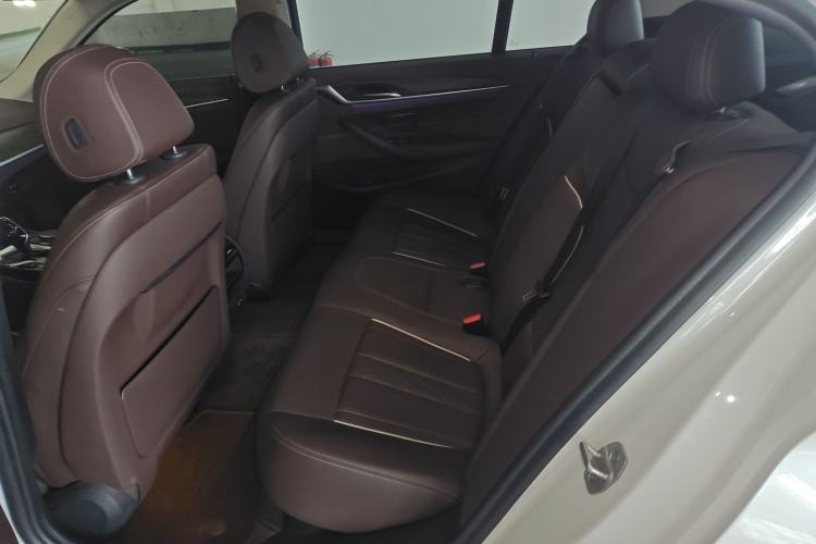 Used BMW 5 Series New Energy 2021 Updated 535Le Luxury Package Left Rear Seat