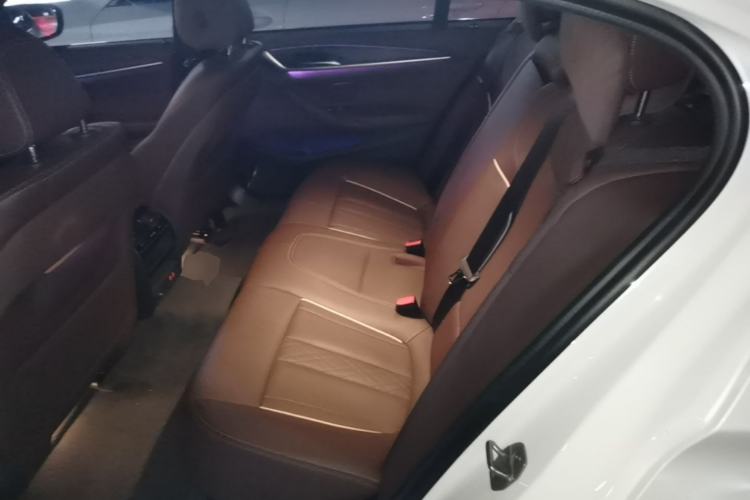 Used BMW 5 Series New Energy 2021 535Le M Sport Package Left Rear Seat