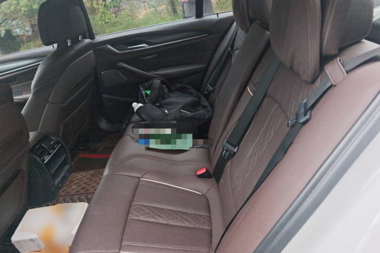 Used BMW 5 Series New Energy 2021 Restyled 535Le Pioneer Edition M Sport Package Left Rear Seat