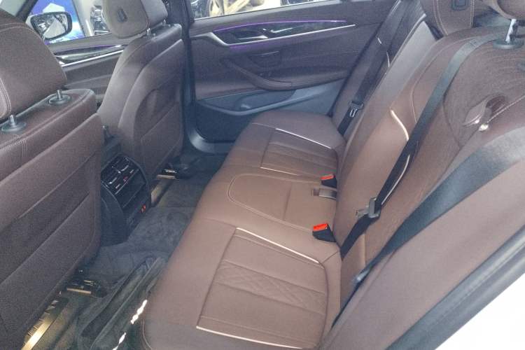 Used BMW 5 Series New Energy 2021 Restyled 535Le M Sport Package Left Rear Seat