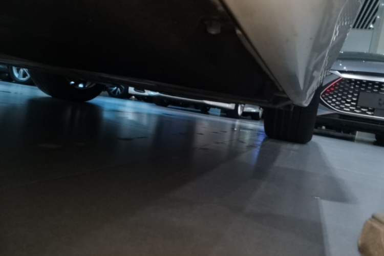 Used BMW 5 Series New Energy 2021 535Le M Sport Package Left Side Sill
