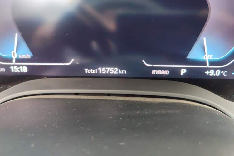 Used BMW 5 Series New Energy 2021 535Le M Sport Package Odometer Close Up