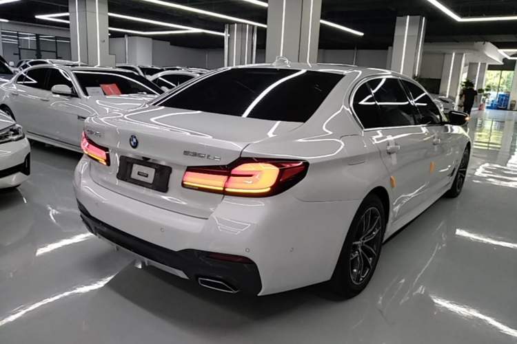 Used BMW 5 Series New Energy 2021 535Le Pioneer Edition M Sport Package Rear Right 45 Deg