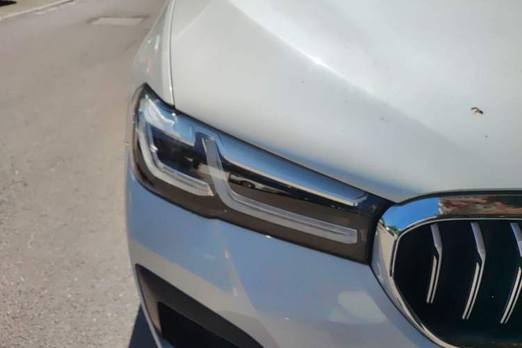 Used BMW 5 Series New Energy 2021 Restyled 535Le Pioneer Edition M Sport Package Right Front Headlight