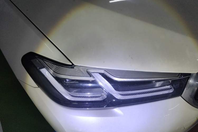 Used BMW 5 Series New Energy 2021 535Le Luxury Package Right Front Headlight