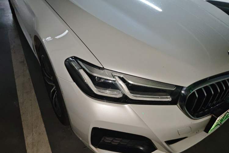 Used BMW 5 Series New Energy 2021 Restyled 535Le Pioneer Edition M Sport Package Right Front Headlight