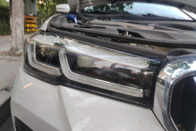 Used BMW 5 Series New Energy 2021 Restyled 535Le M Sport Package Right Front Headlight