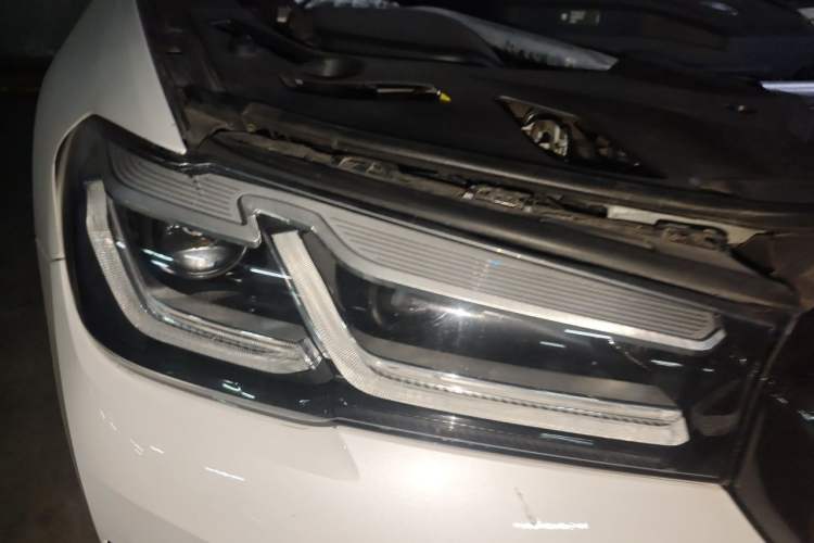 Used BMW 5 Series New Energy 2021 535Le Luxury Package Right Front Headlight