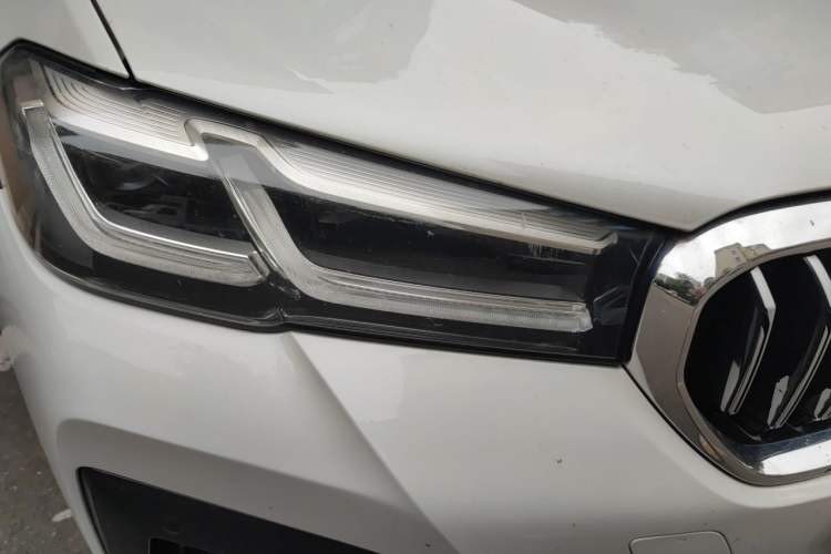 Used BMW 5 Series New Energy 2021 535Le M Sport Package Right Front Headlight