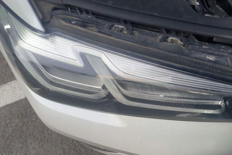 Used BMW 5 Series New Energy 2021 535Le Luxury Package Right Front Headlight