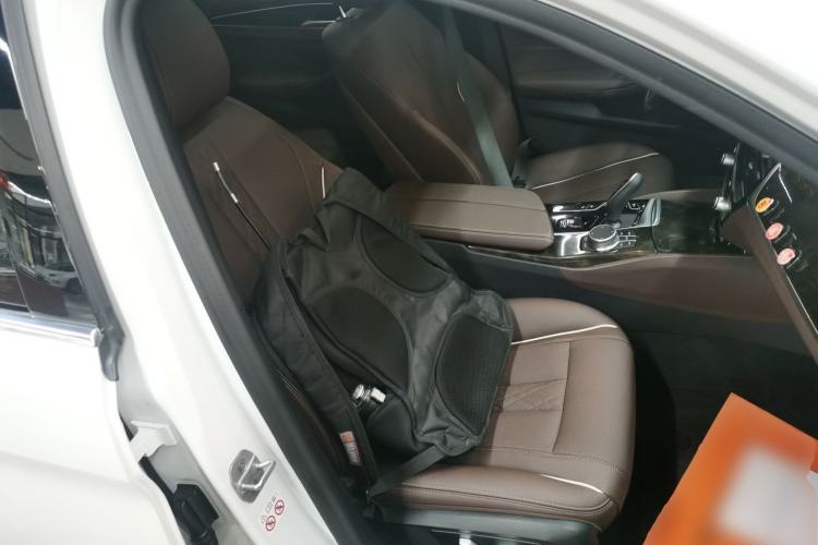 Used BMW 5 Series New Energy 2021 535Le M Sport Package Right Front Seat
