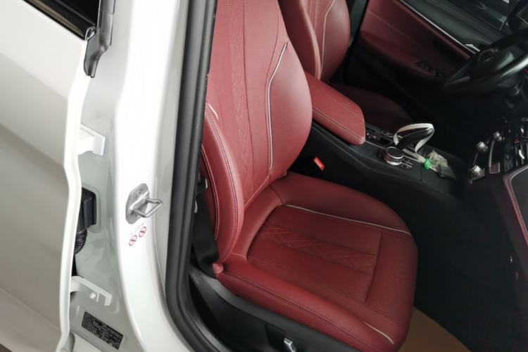 Used BMW 5 Series New Energy 2021 535Le M Sport Package Right Front Seat