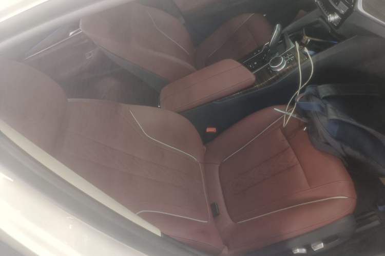 Used BMW 5 Series New Energy 2021 Updated 535Le Luxury Package Right Front Seat