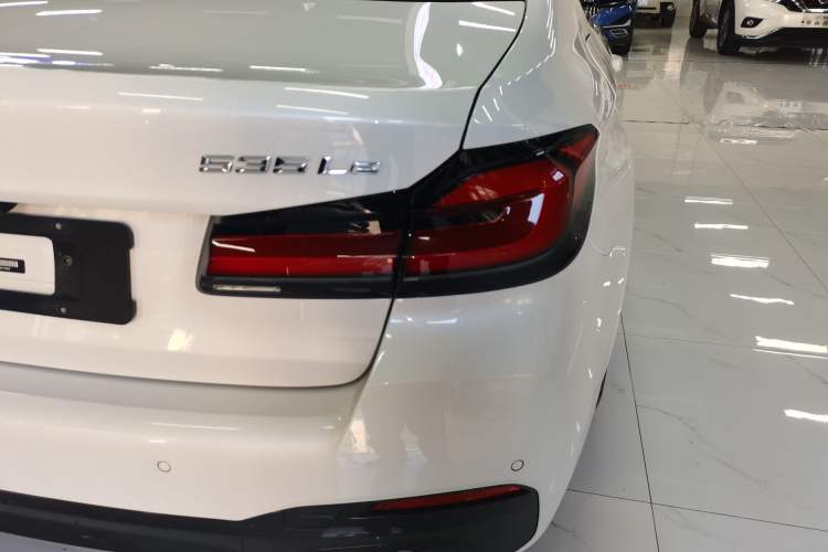 Used BMW 5 Series New Energy 2021 Restyled 535Le M Sport Package Right Rear Taillight