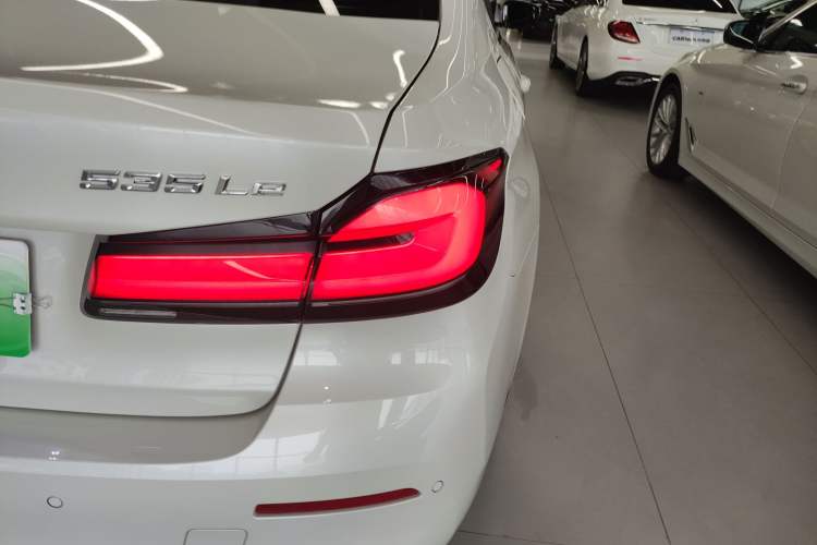 Used BMW 5 Series New Energy 2021 Updated 535Le Luxury Package Right Rear Taillight