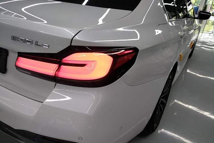 Used BMW 5 Series New Energy 2021 535Le Pioneer Edition M Sport Package Right Rear Taillight