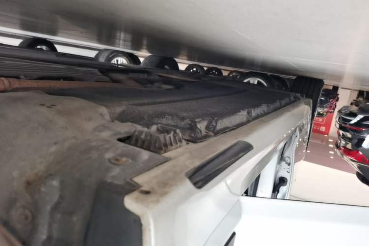 Used BMW 5 Series New Energy 2021 535Le M Sport Package Right Side Sill