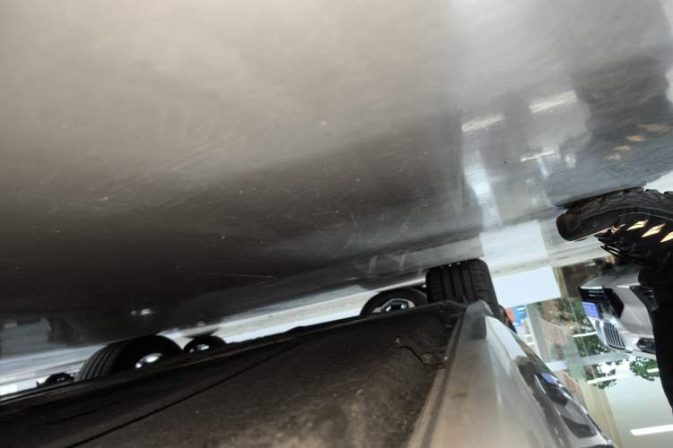 Used BMW 5 Series New Energy 2021 Restyled 535Le Pioneer Edition M Sport Package Right Side Sill