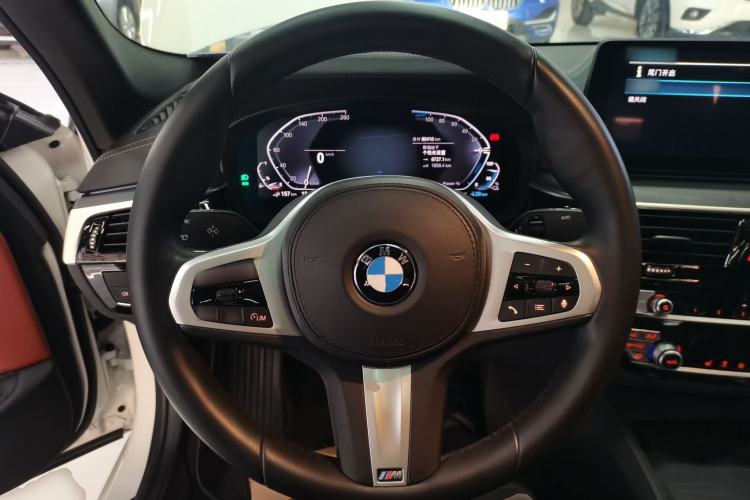 Used BMW 5 Series New Energy 2021 Restyled 535Le M Sport Package Steering Wheel