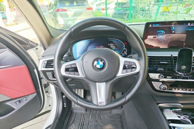 Used BMW 5 Series New Energy 2021 Restyled 535Le M Sport Package Steering Wheel