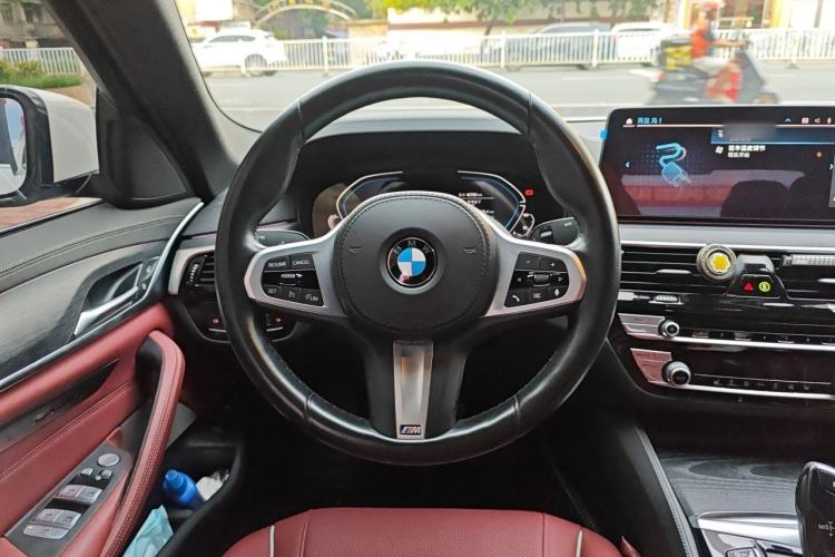 Used BMW 5 Series New Energy 2021 535Le M Sport Package Steering Wheel