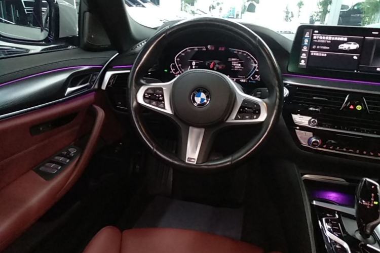 Used BMW 5 Series New Energy 2021 535Le Pioneer Edition M Sport Package Steering Wheel