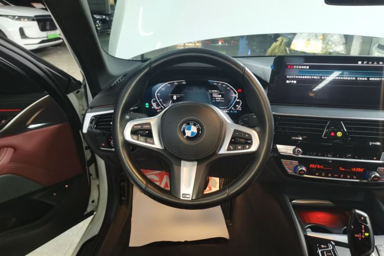Used BMW 5 Series New Energy 2021 535Le M Sport Package Steering Wheel