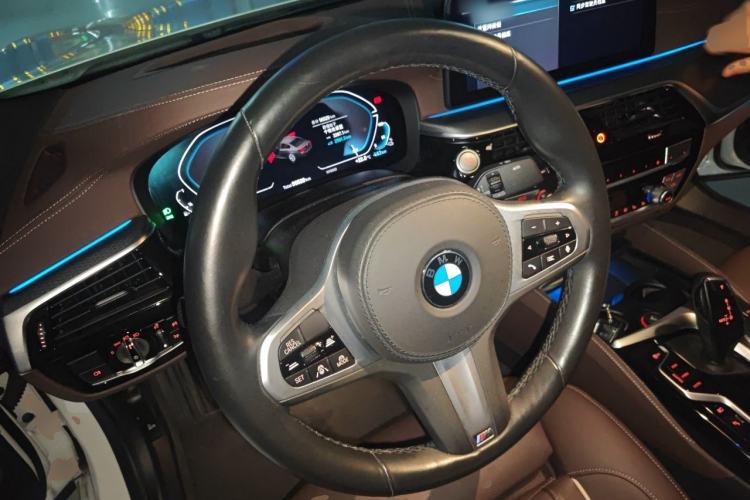 Used BMW 5 Series New Energy 2021 535Le Pioneer Edition M Sport Package Steering Wheel