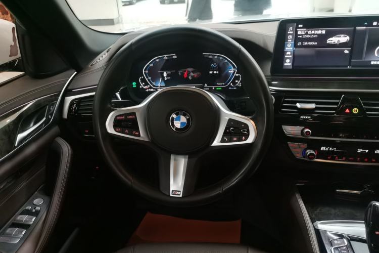 Used BMW 5 Series New Energy 2021 535Le M Sport Package Steering Wheel