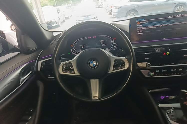 Used BMW 5 Series New Energy 2021 535Le Pioneer Edition M Sport Package Steering Wheel