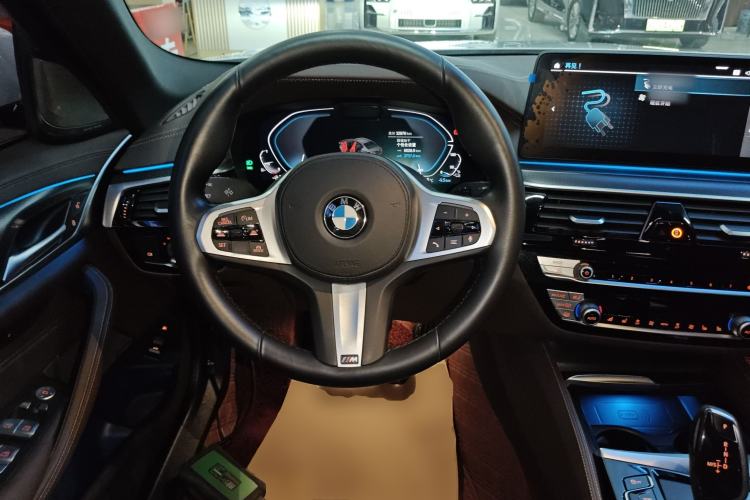 Used BMW 5 Series New Energy 2021 535Le Pioneer Edition M Sport Package Steering Wheel