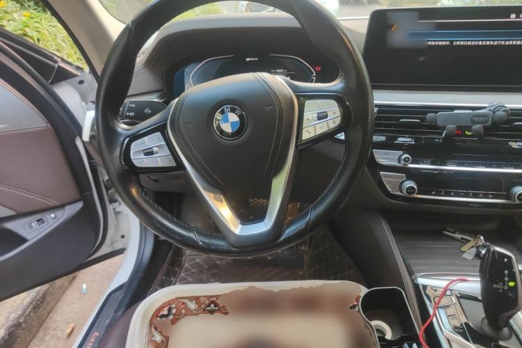 Used BMW 5 Series New Energy 2021 535Le Luxury Package Steering Wheel