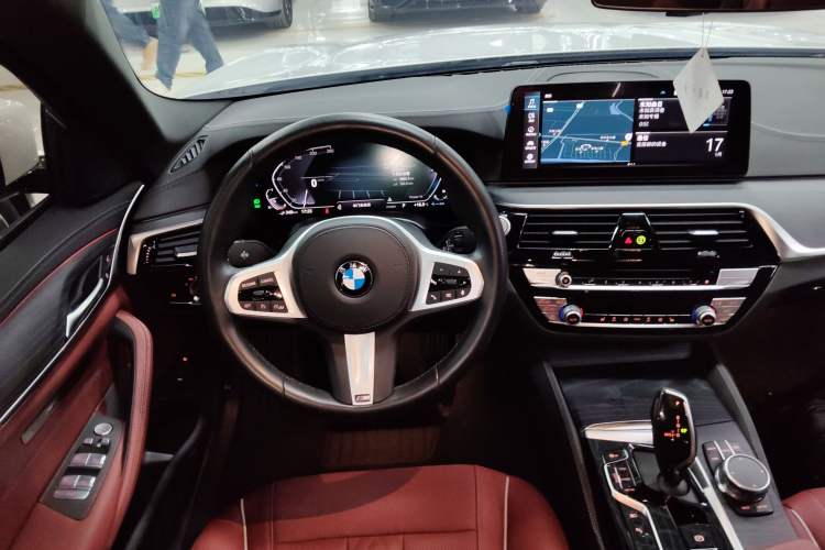 Used BMW 5 Series New Energy 2021 535Le M Sport Package Steering Wheel