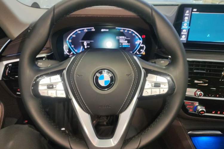 Used BMW 5 Series New Energy 2021 535Le Luxury Package Steering Wheel