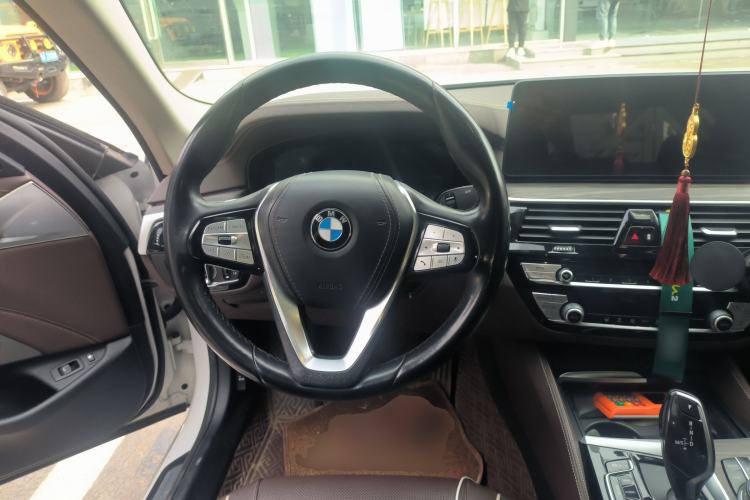 Used BMW 5 Series New Energy 2021 535Le Luxury Package Steering Wheel